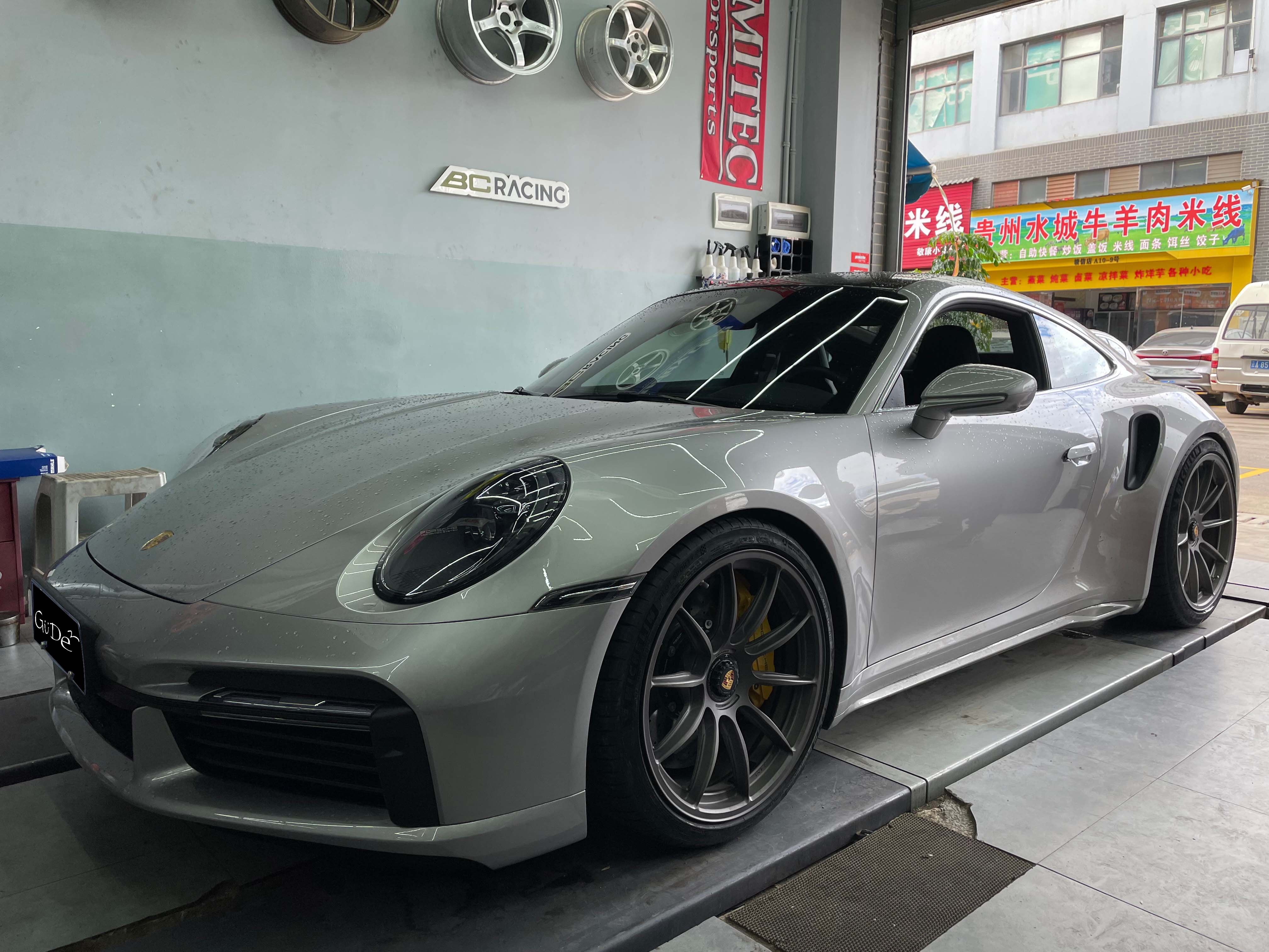 Porsche